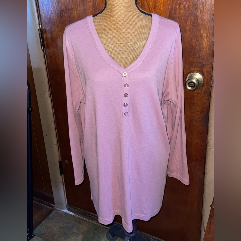 1X Long Sleeved Women’s Blouse